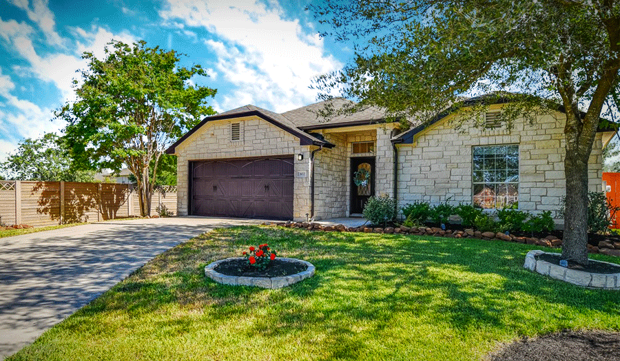 802 Broken Trace Court