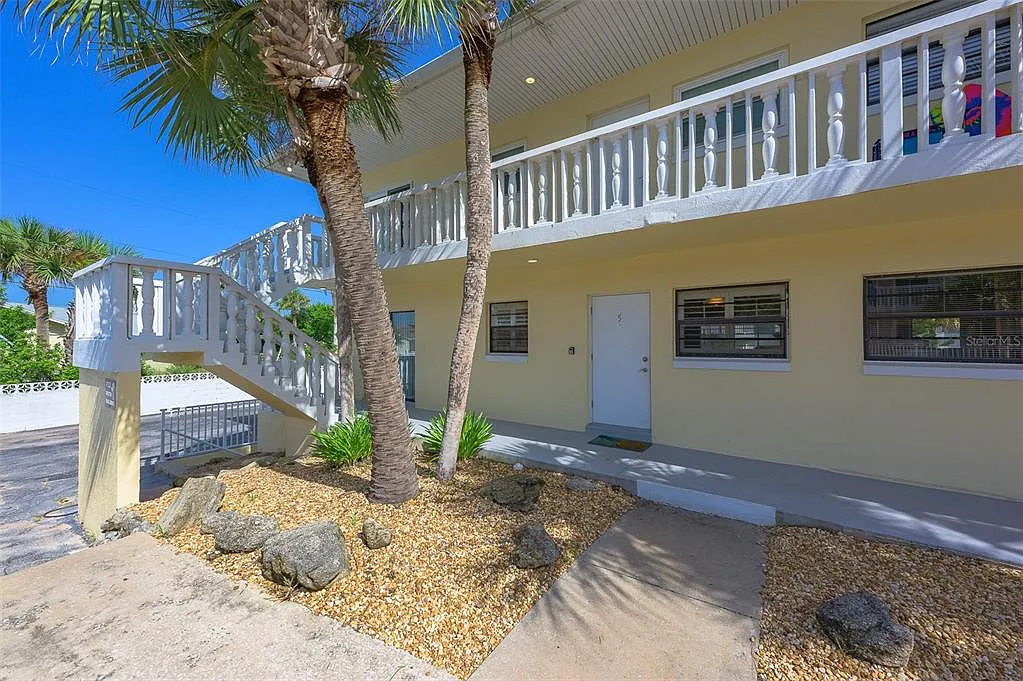 2790 OCEAN SHORE BOULEVARD Unit #5N